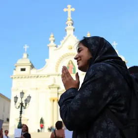 Fé e emoção marcam visita da imagem Peregrina de Nossa Senhora de Nazaré à Prefeitura de Ananindeua